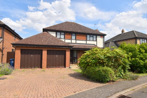 Arrange a viewing for Townsend Close, Wyton