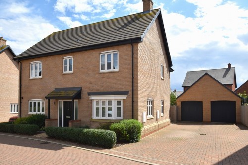 Arrange a viewing for Howitt Close, Brampton