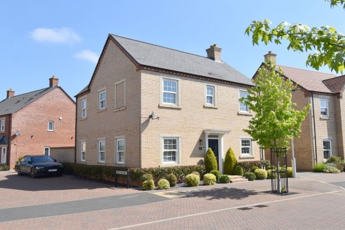 Arrange a viewing for Collings Crescent, Biggleswade