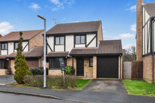 Arrange a viewing for Waveney Road, St. Ives