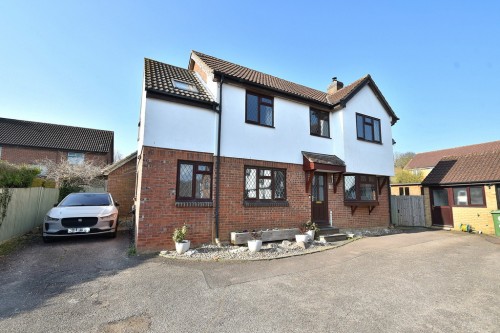 Arrange a viewing for Byfield Road, Papworth Everard