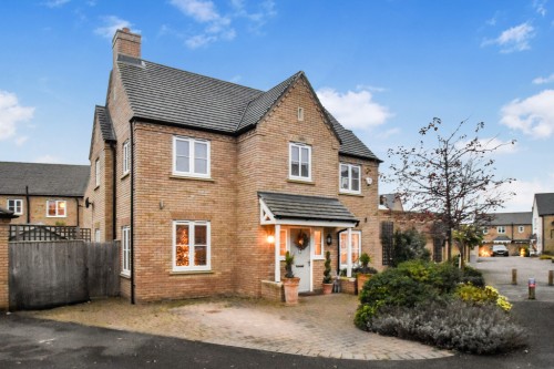 Arrange a viewing for Wrights Way, Fenstanton