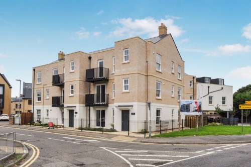 Arrange a viewing for Aragon House, Huntingdon