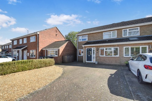 Arrange a viewing for Greenfields, Earith