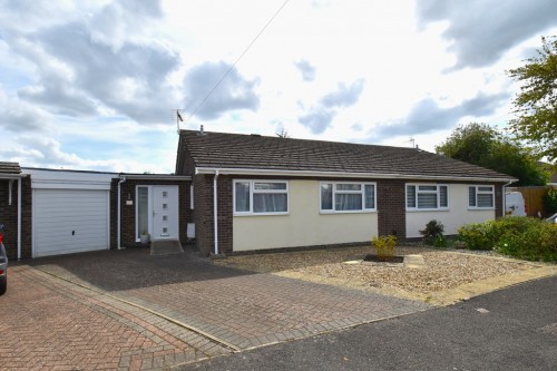 Arrange a viewing for Burns Way, St. Ives