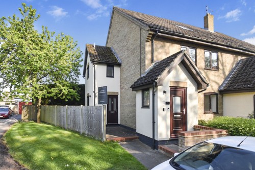Arrange a viewing for Old Farm Court, Wyton