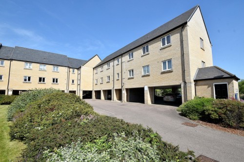 Arrange a viewing for Skipper Way, Little Paxton