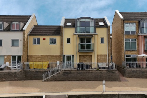 Arrange a viewing for Wren Walk, Eynesbury