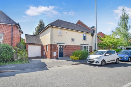 Arrange a viewing for Garner Drive, St. Ives