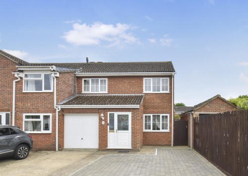 Arrange a viewing for Greenfields, Earith