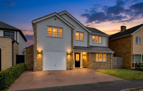 Arrange a viewing for The Woodlands, Broom, SG18