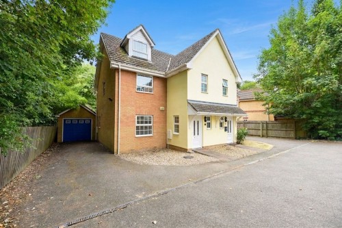 Arrange a viewing for Burrows Drive, Huntingdon, PE29