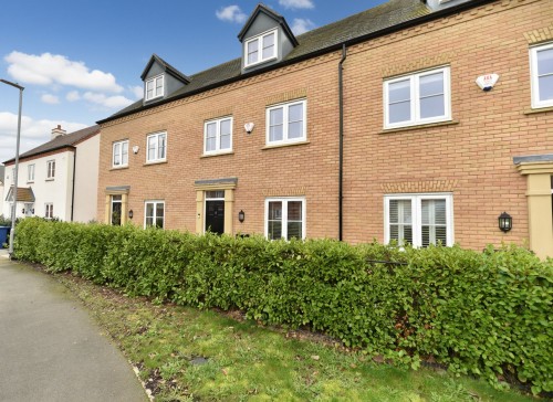 Arrange a viewing for Crest Drive, Fenstanton, PE28