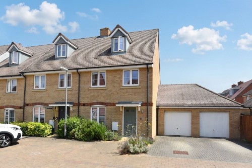 Arrange a viewing for Hunt Road, Biggleswade, SG18