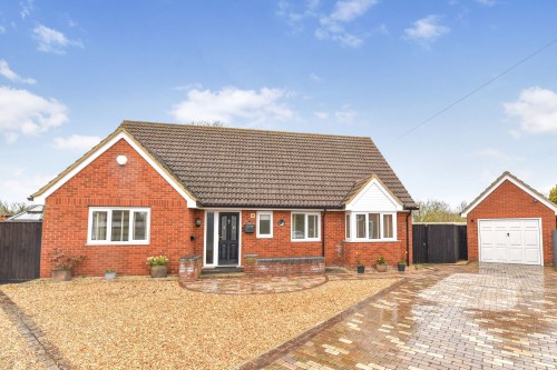 Arrange a viewing for Silverdale Close, Needingworth, PE27