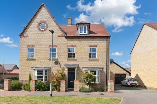 Arrange a viewing for Gale Drive, Biggleswade, SG18