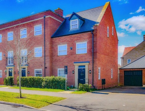 Arrange a viewing for Carnaile Road, Alconbury Weald, PE28