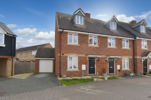 Arrange a viewing for Evans Grove, Biggleswade, SG18