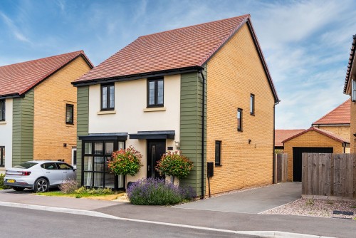 Arrange a viewing for Gornall Way, Godmanchester, PE29