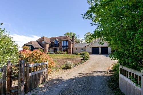 Arrange a viewing for Kestrel Court, Needingworth, PE27