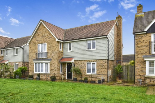 Arrange a viewing for Top Birches, St. Neots, PE19