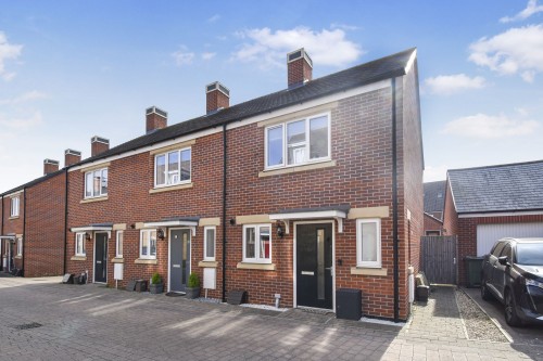 Arrange a viewing for Coates Road, Biggleswade, SG18