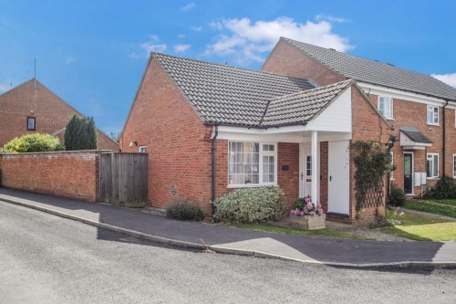 Arrange a viewing for Cob Place, Godmanchester, PE29