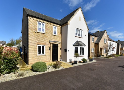 Arrange a viewing for Wrights Way, Fenstanton, PE28