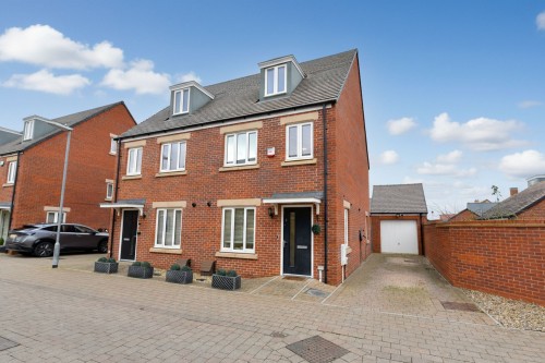 Arrange a viewing for Gibbens Croft, Biggleswade, SG18
