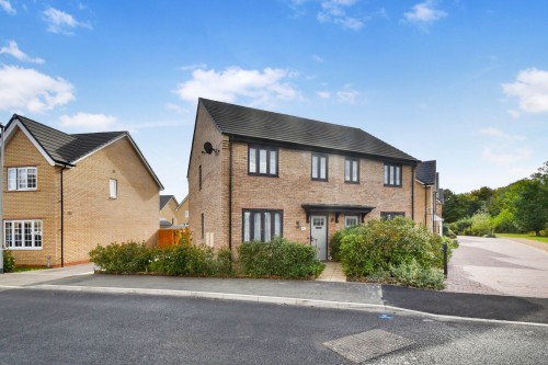 Arrange a viewing for Brimstone Avenue, Little Paxton, PE19