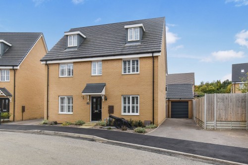 Arrange a viewing for Hollyhock Way, Biggleswade, SG18