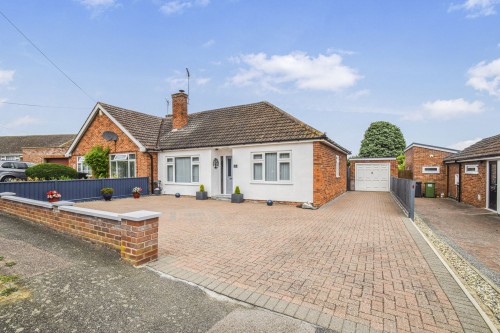 Arrange a viewing for Silver Birch Avenue, St. Ives, PE27