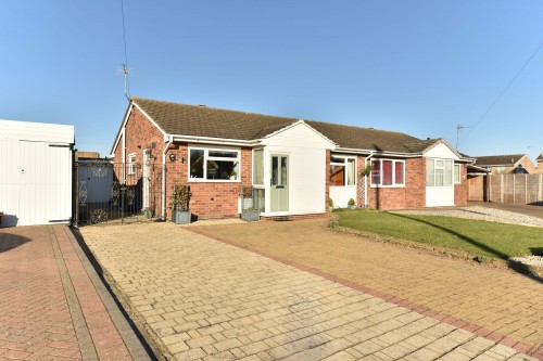 Arrange a viewing for Leechcroft, Fenstanton, PE28