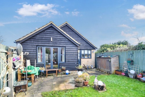 Arrange a viewing for Walnut Tree Close, Bluntisham, PE28