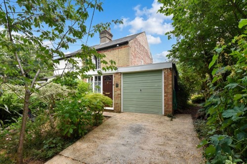 Arrange a viewing for Fieldings Place, Graveley, PE19