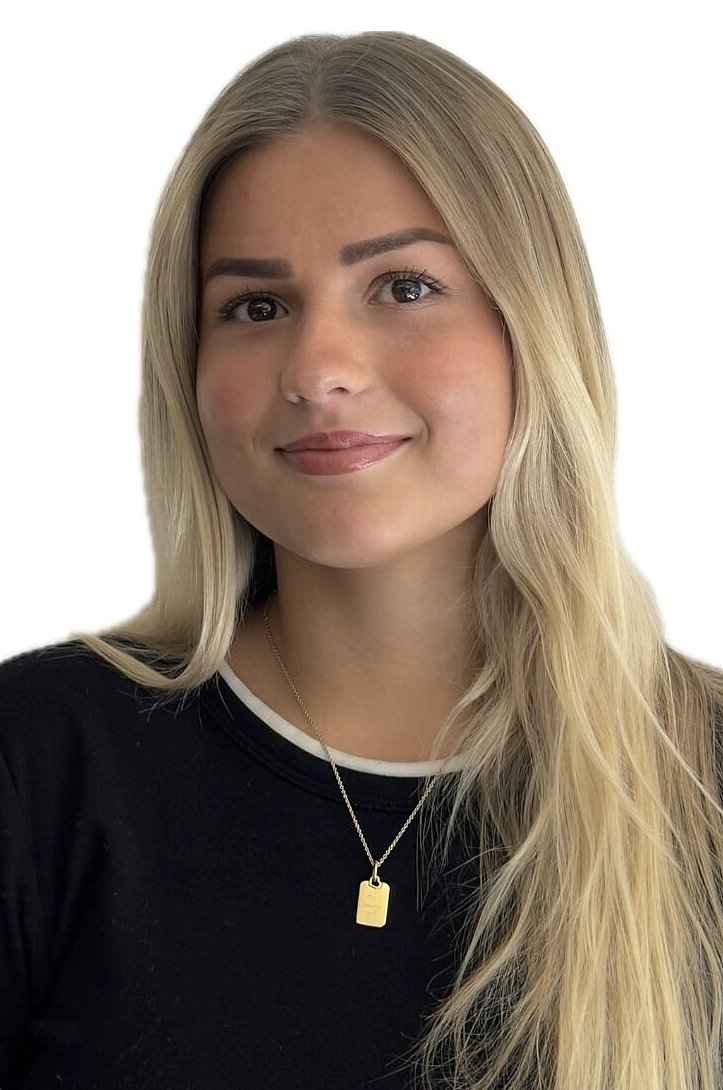 Stella Dickinson, Sales Negotiator
